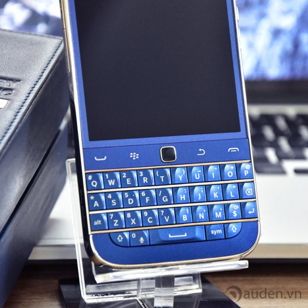 BlackBerry-Classic-Rhodium-ban-phim copy-600x600